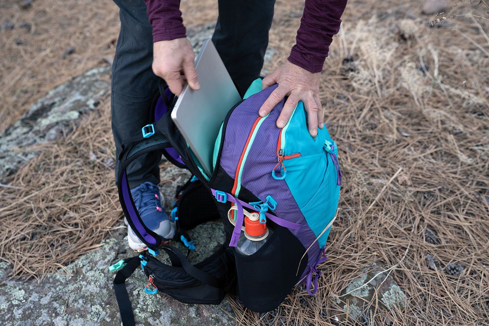 Gregory Maya 20 hiking daypack laptop hydration reservoir pocket