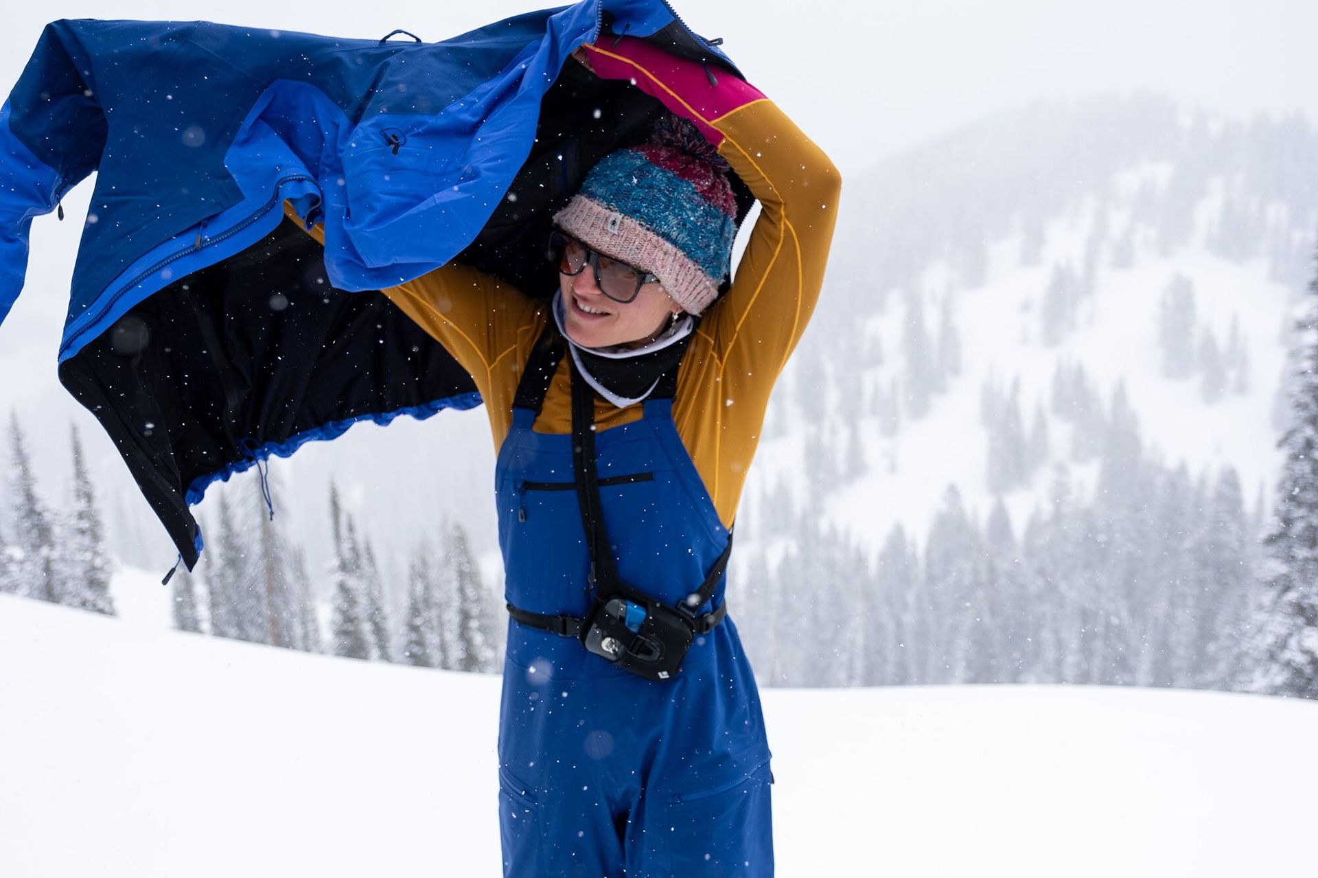 Layering Ski Jacket over bib and base layer for skiing