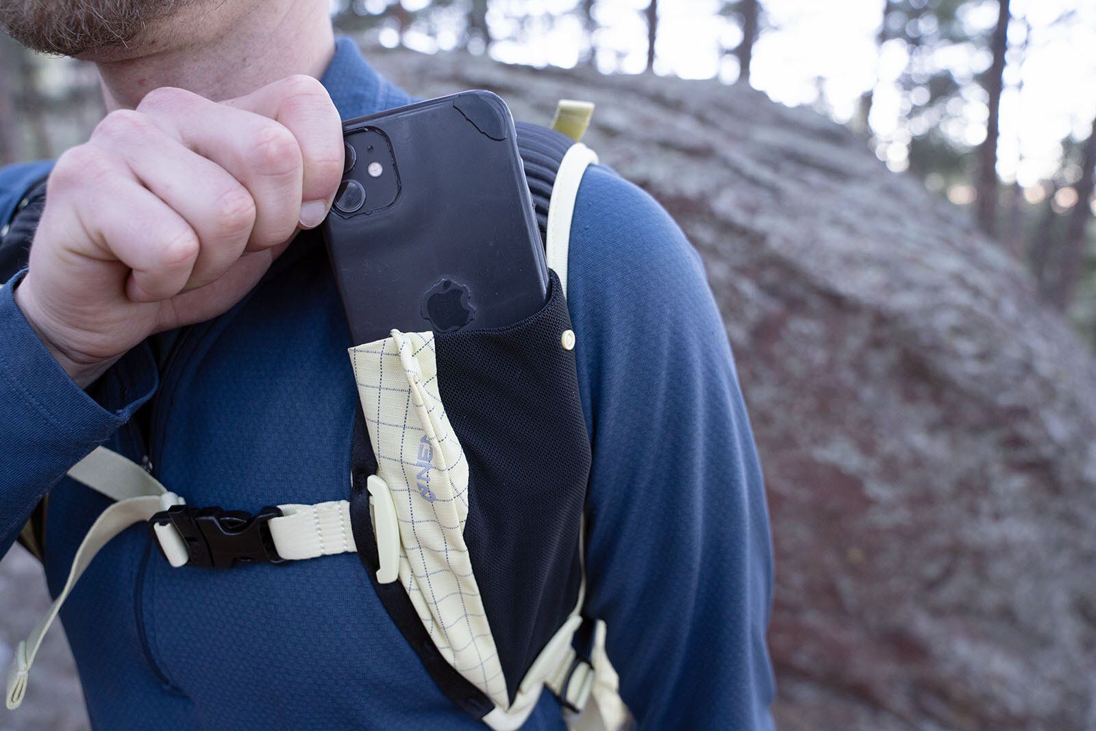 Nemo Resolve Endless Promise 25 hiking daypack front vest storage